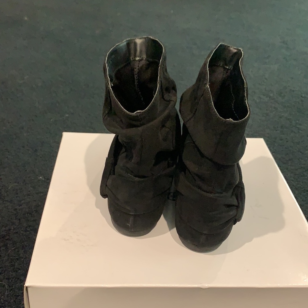 Black Flat Booties - Picture 2 of 3